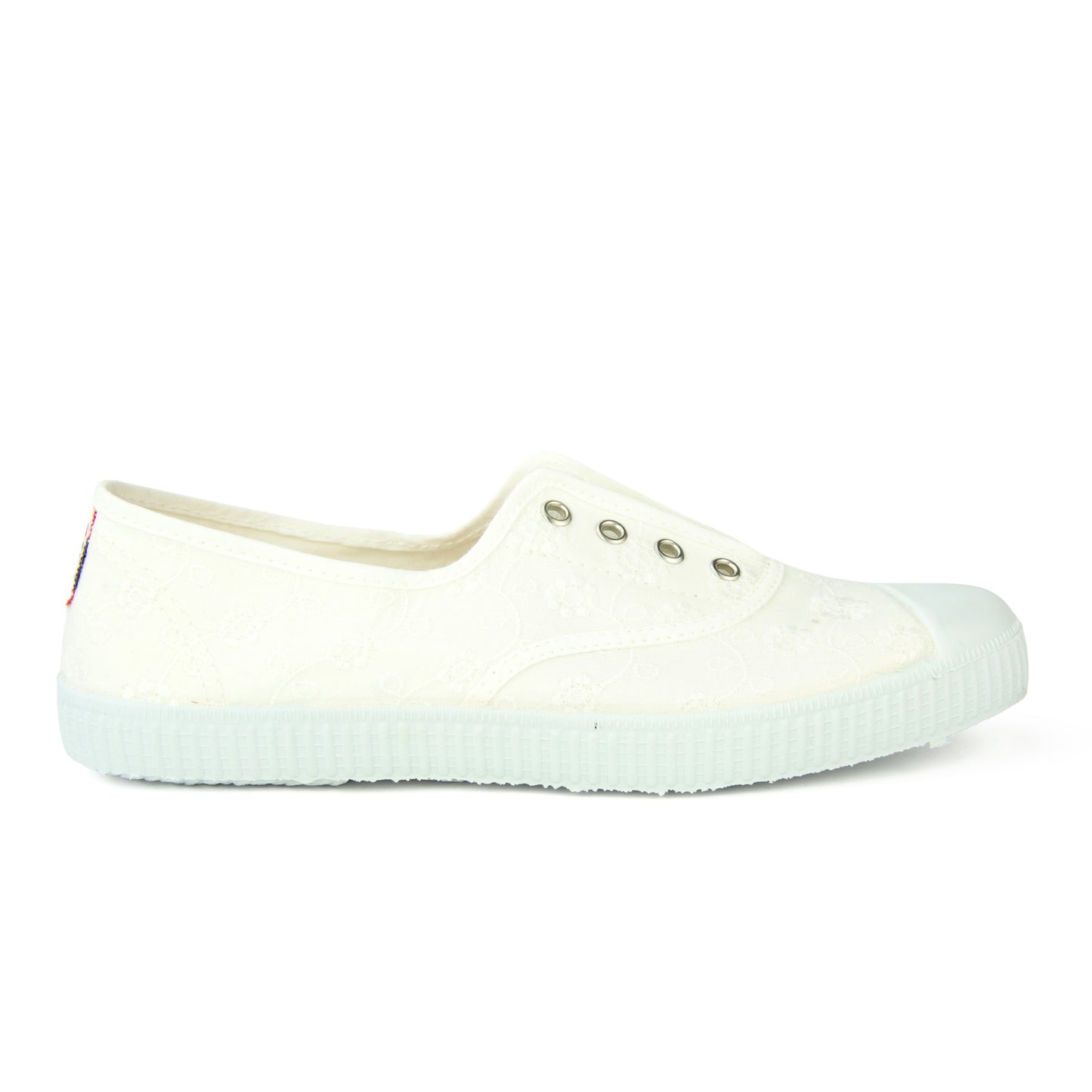 Cienta Embroidered Shoes / 70998-05-A